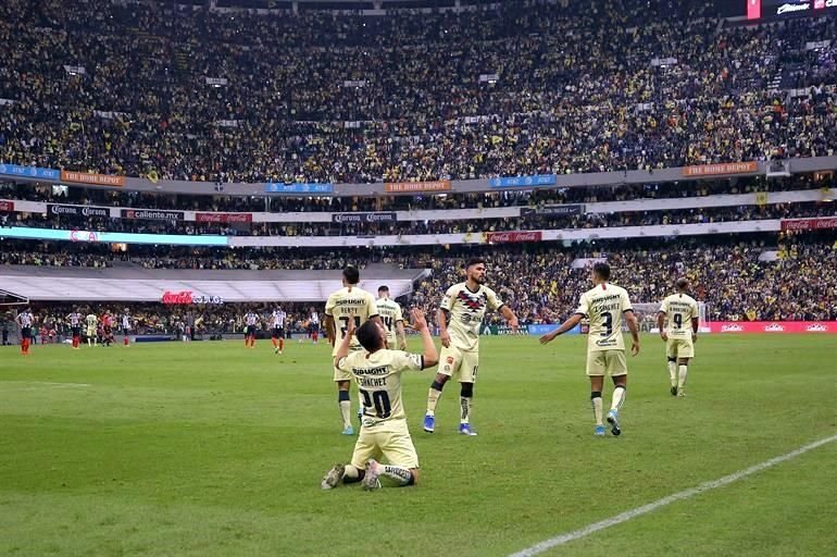 Así celebró el paraguayo la segunda anotación.