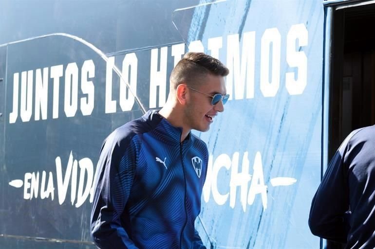 Los jugadores arribaron al Parque Plaza Sésamo minutos después de las 10:00 de la mañana.