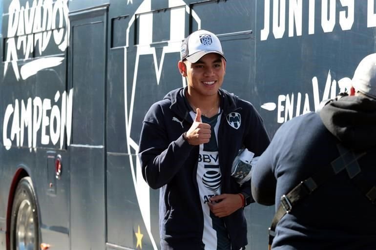 Los jugadores arribaron al Parque Plaza Sésamo minutos después de las 10:00 de la mañana.