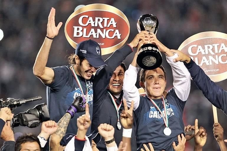 En los torneos cortos se jugaron cinco Finales en el inmueble: Clausura 2005, Apertura 2005, Apertura 2009, Apertura 2010 y Clausura 2012.