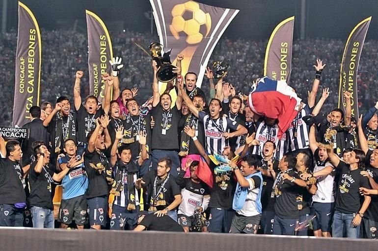 El Monterrey conquistó su tricampeonato de la Concacaf en el Estadio Tecnológico al remontar 4-2 al Santos, luego de ir 2-0 abajo en el marcador.