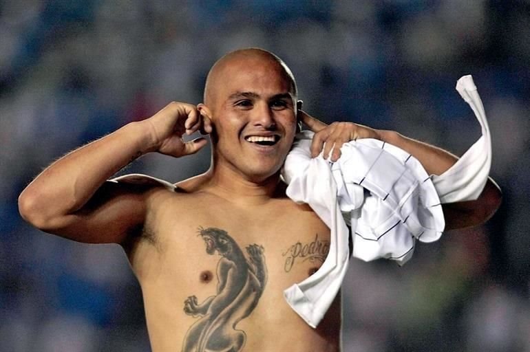 121 goles anotó Humberto Suazo con los Rayados.