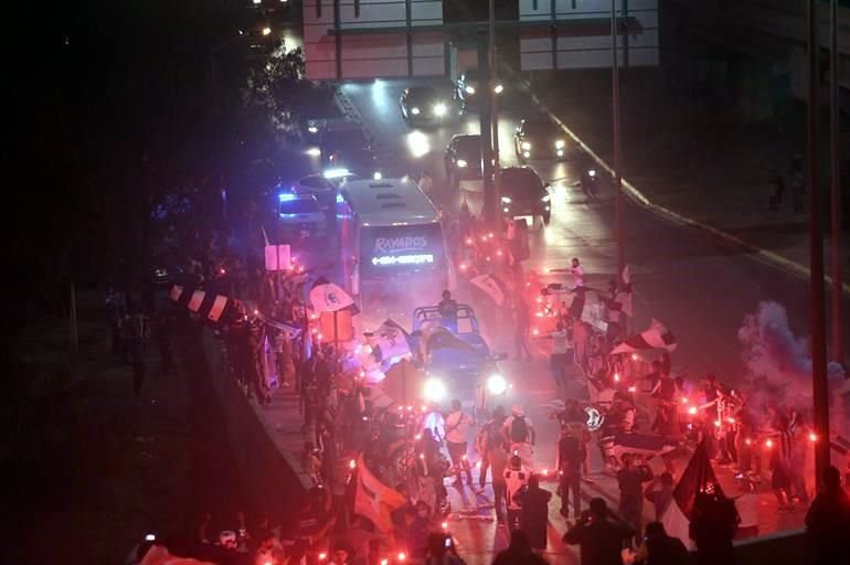 Así fue el recibimiento a Rayados en el BBVA.