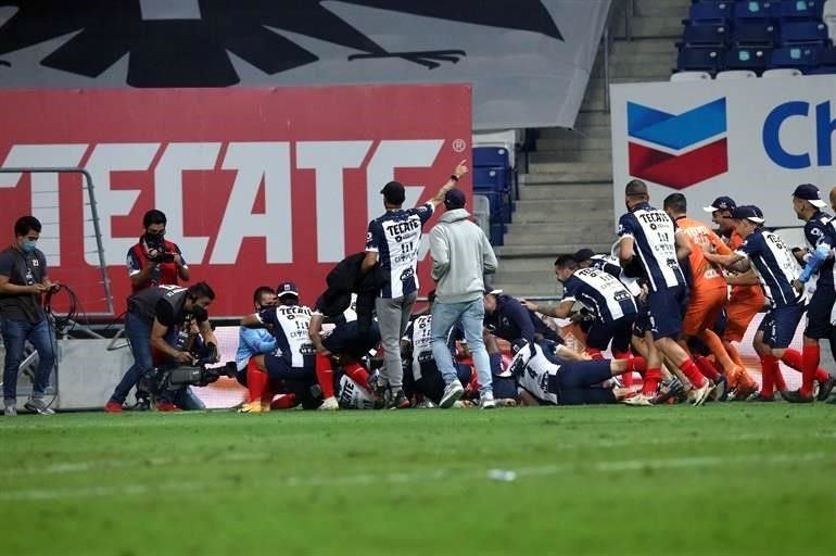 Monterrey ganó la Copa MX al imponerse 2-1 global, luego de empatar 1-1 en la vuelta de la Final.