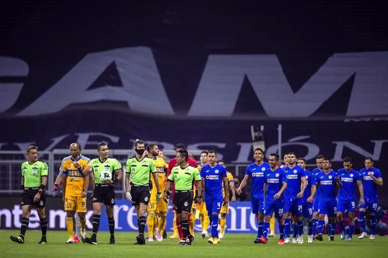 Cruz Azul solamente perdió dos partidos de temporada regular en el Estadio Azteca.