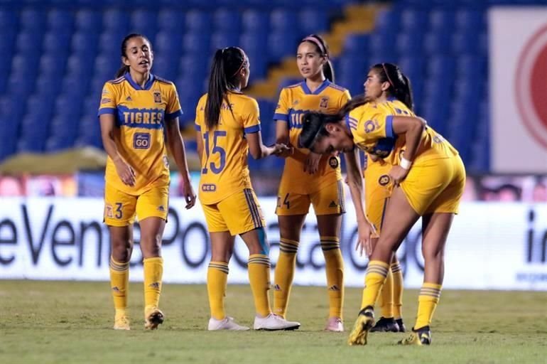 En el segundo tiempo, Tigres incrementó su ventaja con un golazo de Natalia Gómez Junco al 63'.