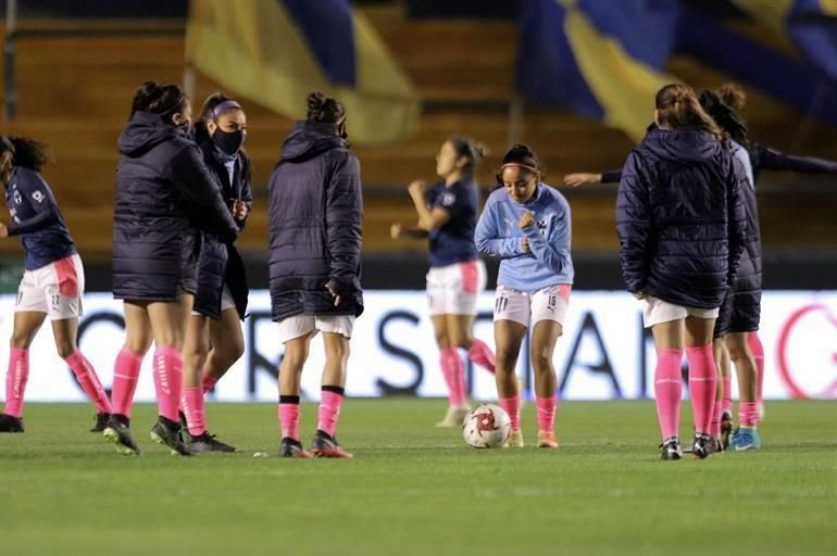 Las albiazules tenían la obligación de buscar por lo menos un gol.