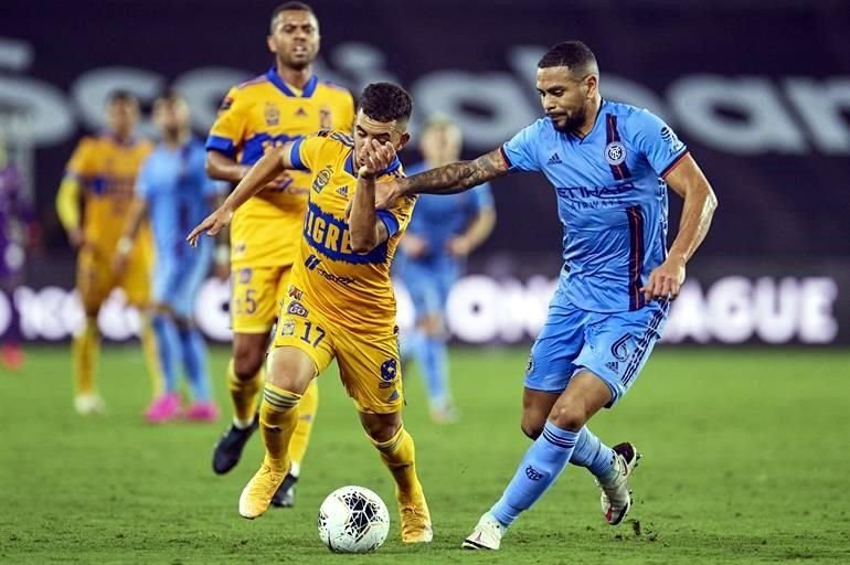 Leo Fernández volvió a iniciar un partido con Tigres.