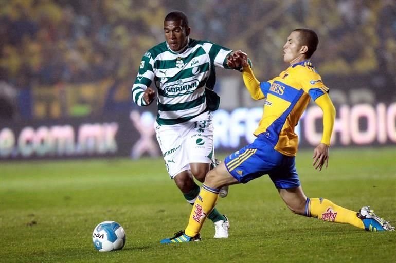 En la Final del Apertura 2011, Torres Nilo asistió a Héctor Mancilla para empatar 1-1 el encuentro de vuelta contra Santos. Al final, Tigres ganó ese partido 4-1 global y se coronó tras 29 años.