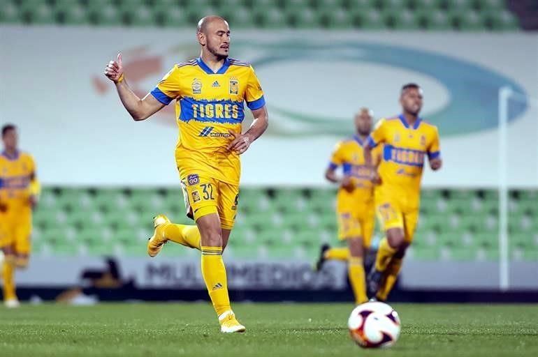 Ante la ausencia de André-pierre Gignac, Carlos Gonzalez tomó la batuta de la ofensiva felina.