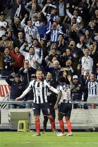 Dorlan anotó un golazo al 84', con el que selló la cuenta para Rayados.