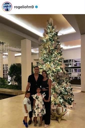 Rogelio Funes Mori, desde Cancún, disfrutó con su familia la llegada de la Navidad.