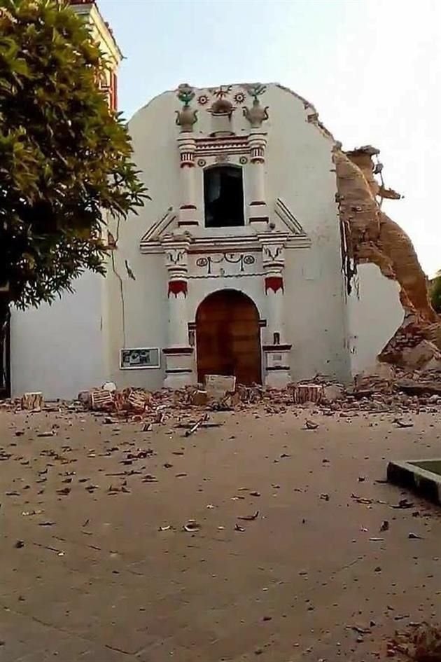 El templo de San Vicente Ferrer, en Juchitán de Zaragoza, fue de los más afectados por el sismo de 8.2.