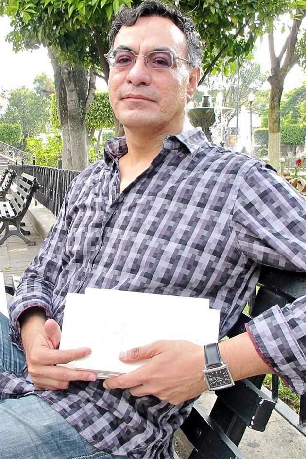 Luis Armenta Malpica, poeta, director de Mantis Editores.