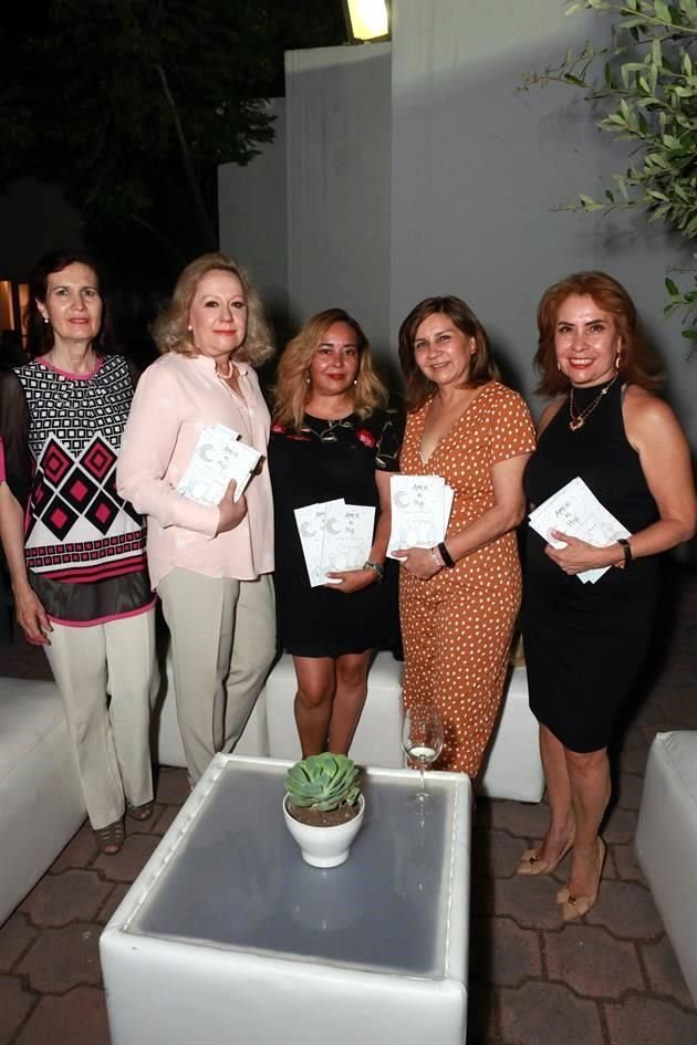 Teresa Quirós, Nancy Rodríguez de Guzmán, Judith Zuluaga, Adriana Fernández, Angélica Arredondo de O'Farrill