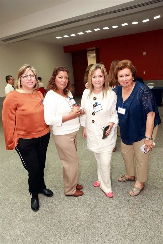 Carmen Casanova, San Juana Flores, Mónica Villarreal y Patricia Villarreal