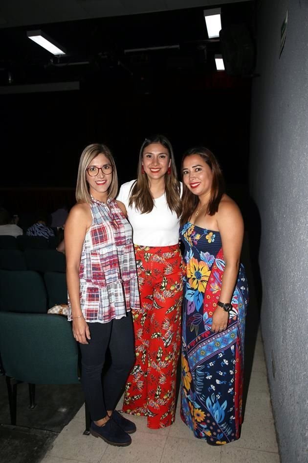 Cynthia Loera, Anette Garza de Sancho y Cindy Chavarría