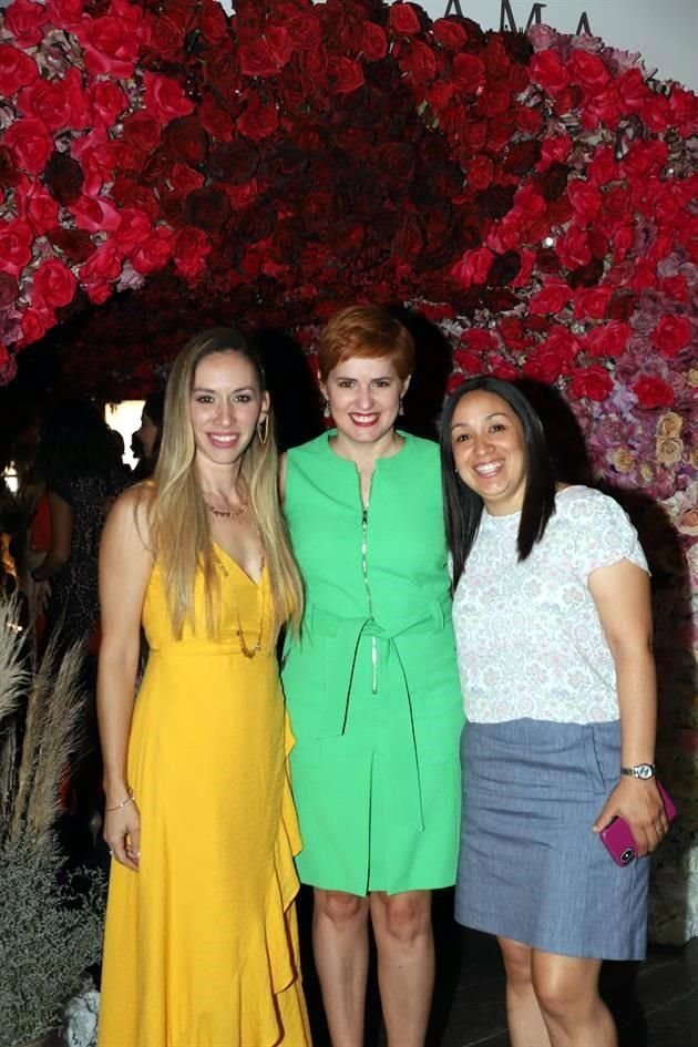 Marcela Sánchez, Elsa Guerra y Adriana Saucedo