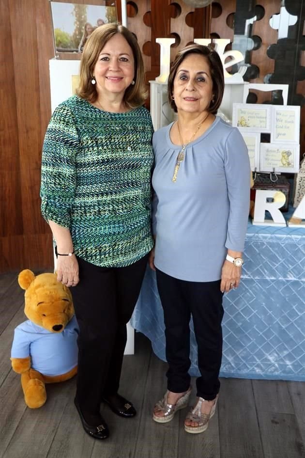 Gloria Cantú y Lourdes de Garza