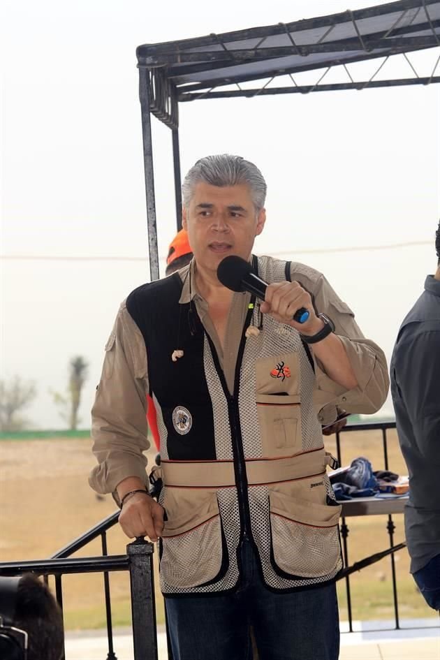 Horacio Algaba dando unas palabras a los asistentes a la Gran Tirada Safari Club Internacional Capítulo Monterrey 2019