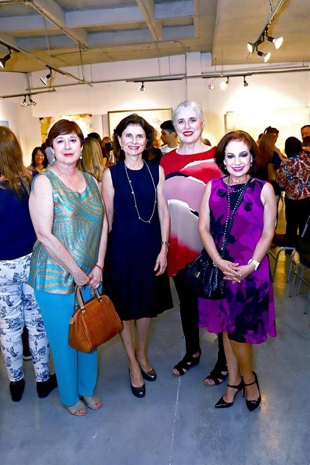 Cynthia Bouffier, Alejandra Sada, Roberta Sada y Lula Martínez