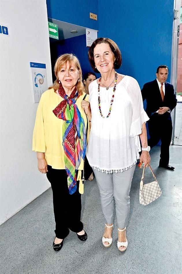 Tere Zambrano y Martha Canseco de Hinojosa