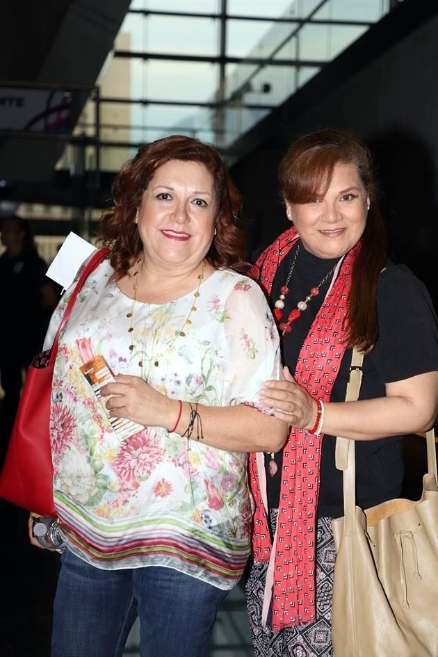 Socorro Tarín y Laura Marcela García