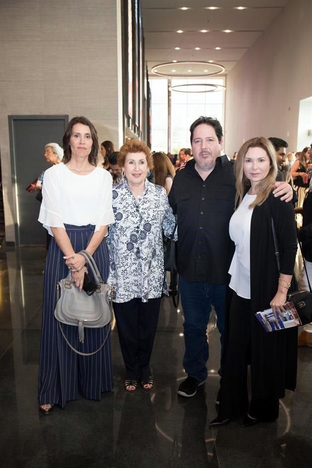 Marla Martínez, Emma Molina, Juan Manuel Garza y Gabriela Villarreal