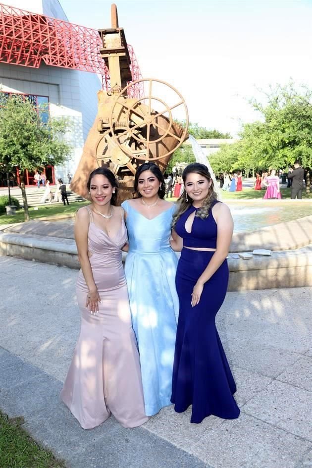 Samantha Flores, Nadia Araceli Saldívar y Karla Maldonado