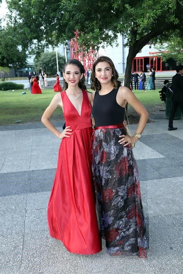 Eugenia Díaz y Mónica Ochoa