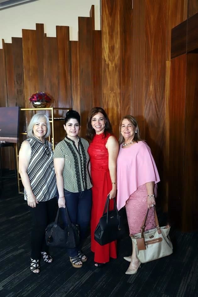Bertha Alicia Salinas, Mildred Treviño, Dora Elia Cepeda y Dora Elia Salinas