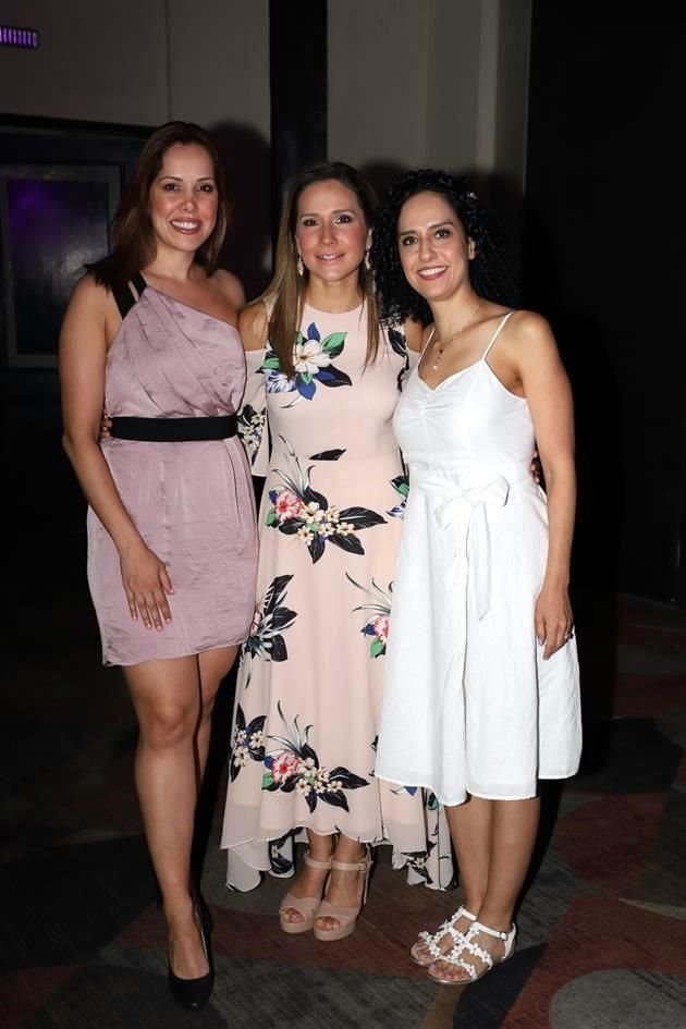 Mónica Pulido, Iris Villarreal de Vargas y Nancy Warra