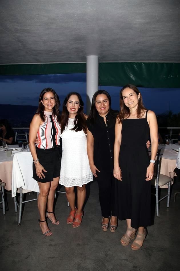 Mónica Ávila, Magda Orozco, Brenda Manzano y Graciela Vázquez