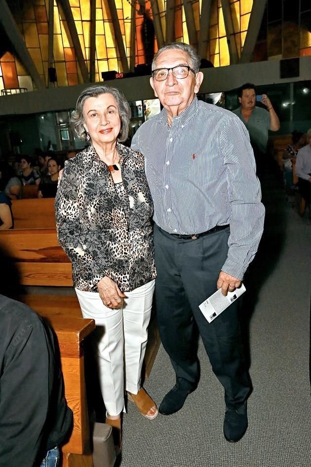 Patricia Bortoni de Rodríguez y Roberto Rodríguez Puente