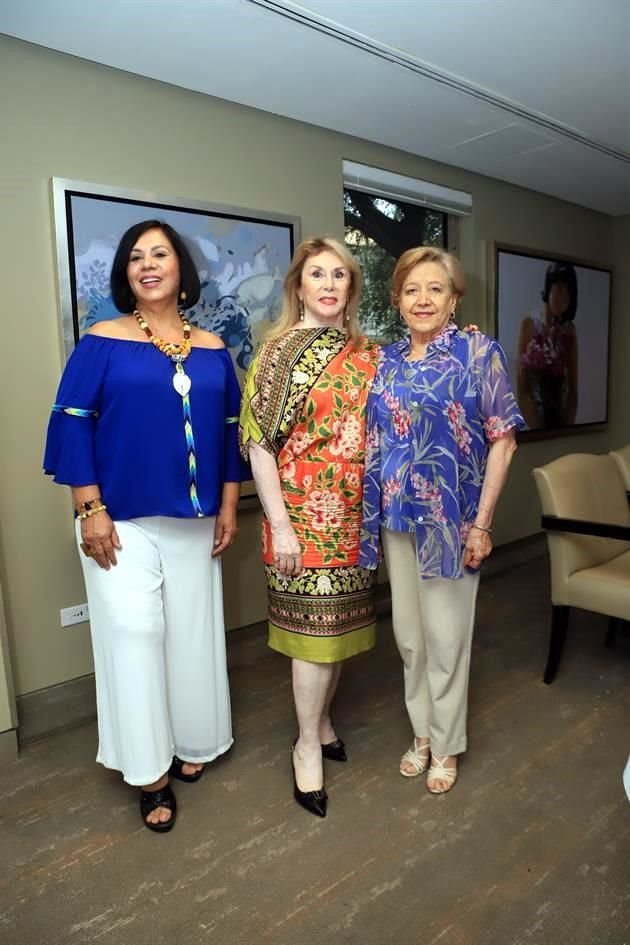 Nydia Hernández, Lucila Araico y Rosalba Brandi de González