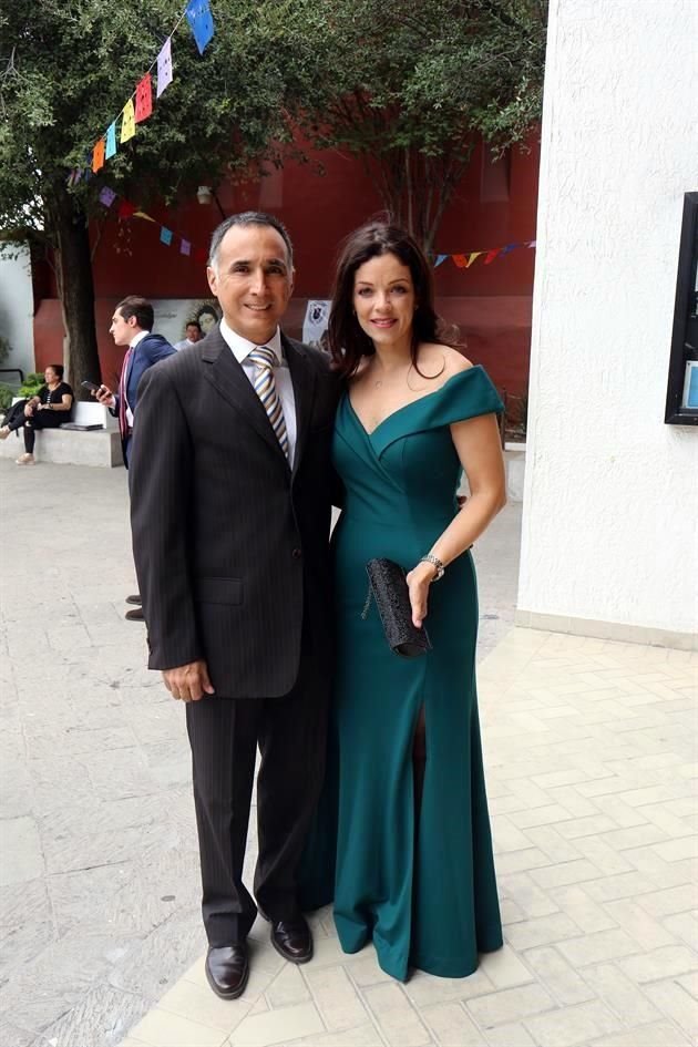 Ricardo González y Claudia Martínez