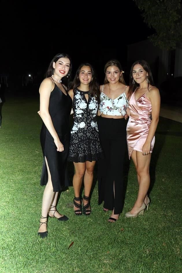 Carolina González Aréchiga, Paulina Lozano Elizondo, Mercedes Montemayor y Andrea Arnaud