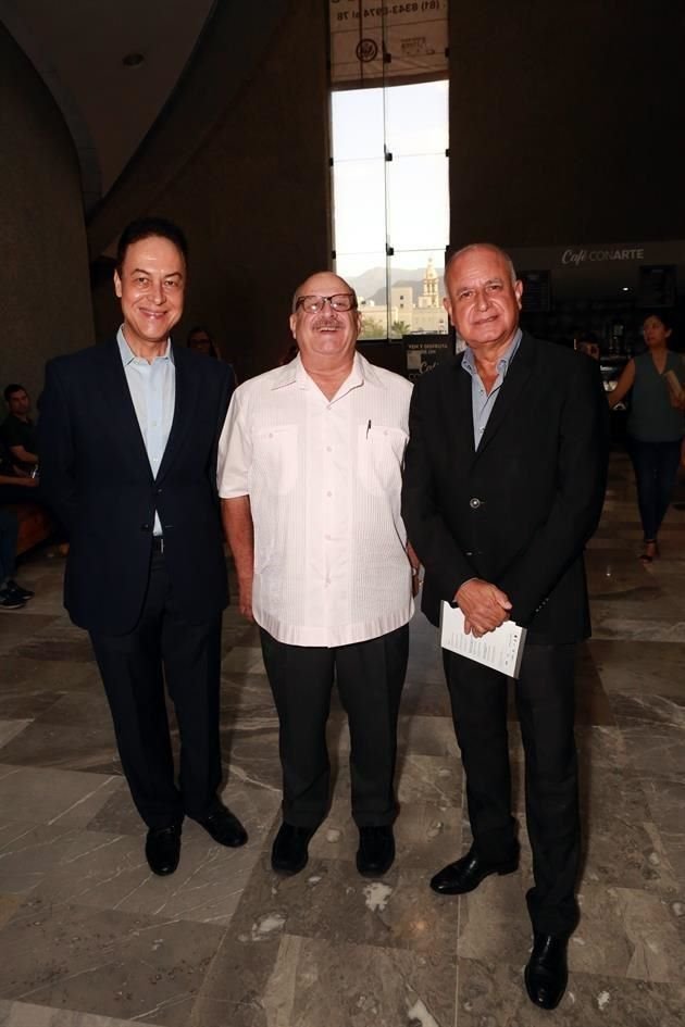 Gerado Puertas, Presbítero Amador Garza y Mario Uvence