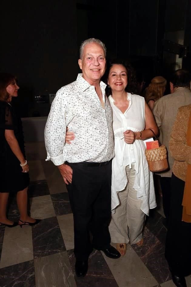 Eugenio Elizondo y Diana Garza