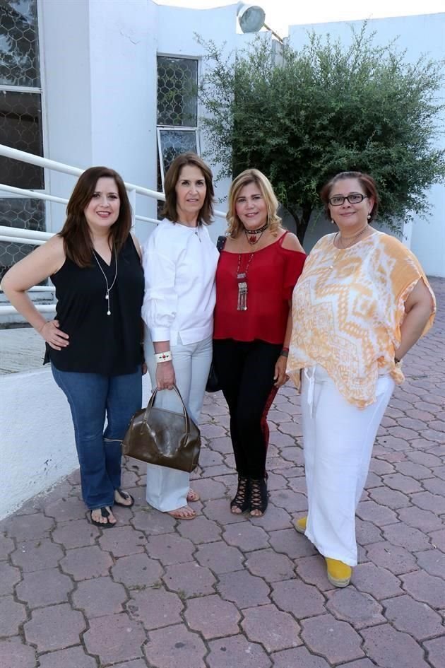 María Edith Méndez, Mágala Zambrano, Gaby Rocha y Anyantzin Contreras