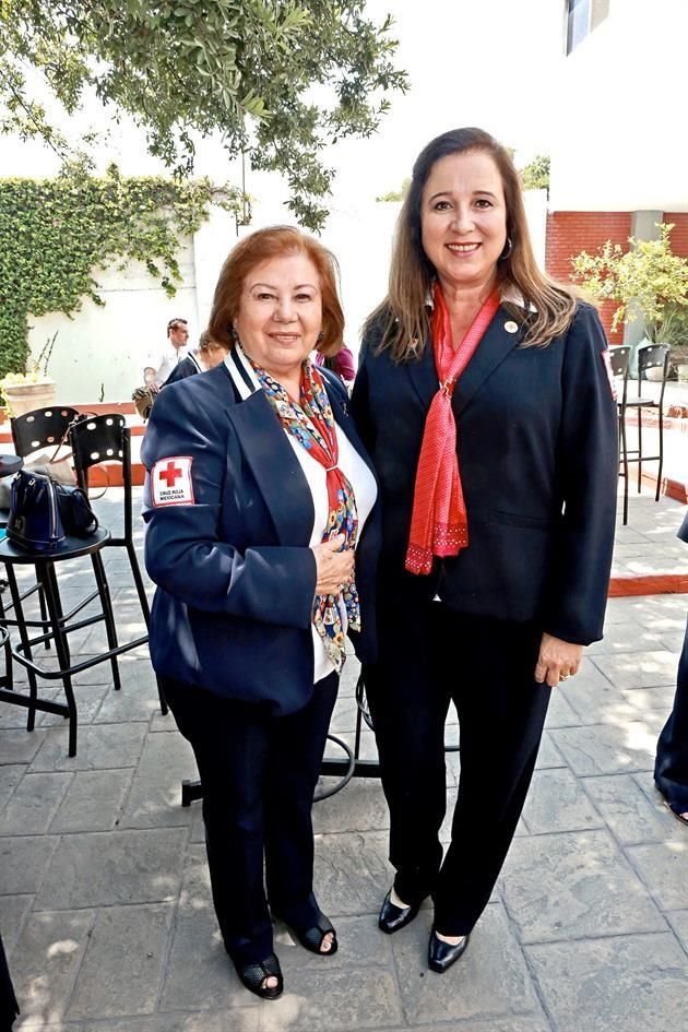 Hildeliza Meléndez de Herrera y Alejandra Aldape de Canseco