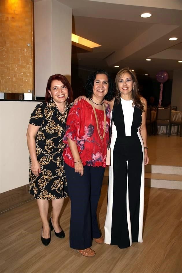 Ingrid Estrada, Bertha Gallegos y Patty Montemayor