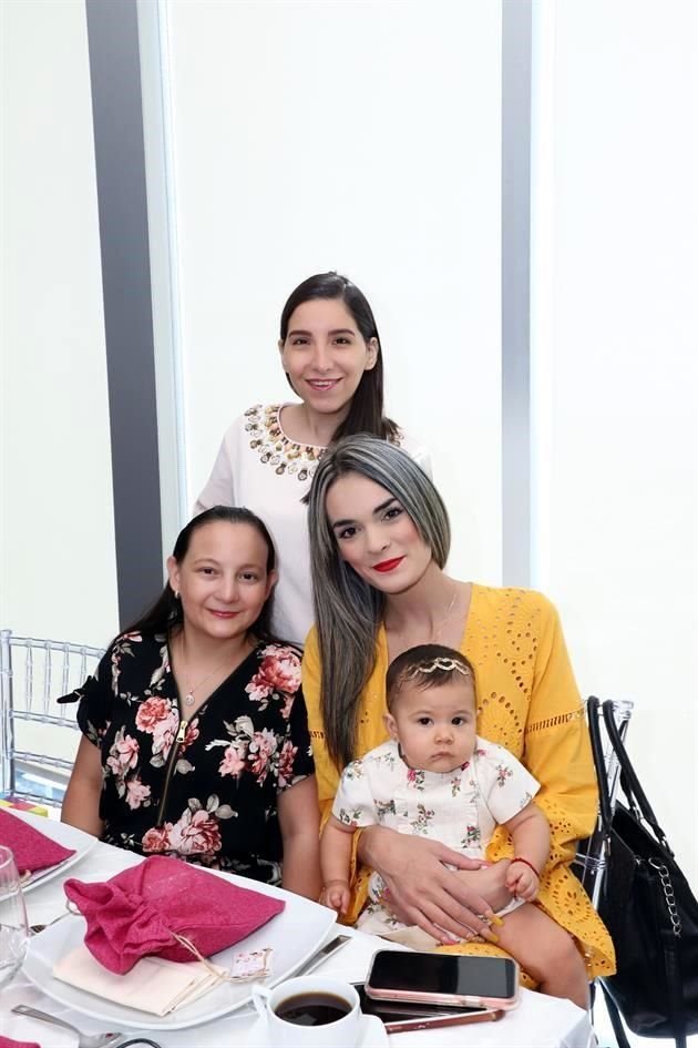Karla Sauceda, Alejandra Garza, Ayesha Peña y Dayana Ávila Torres