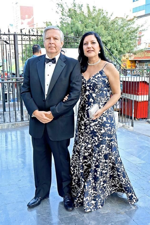 Alberto Bremer y Lorena Salas de Bremer