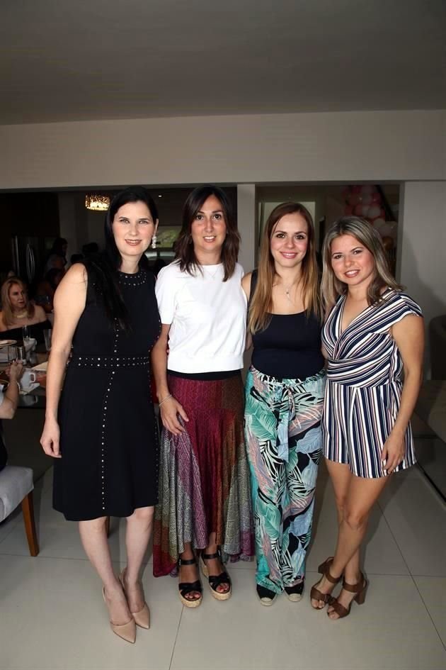 Mónica Garza de Garza, Rosy Jaúregui de Gómez, Erika del Bosque y Ana de Garza