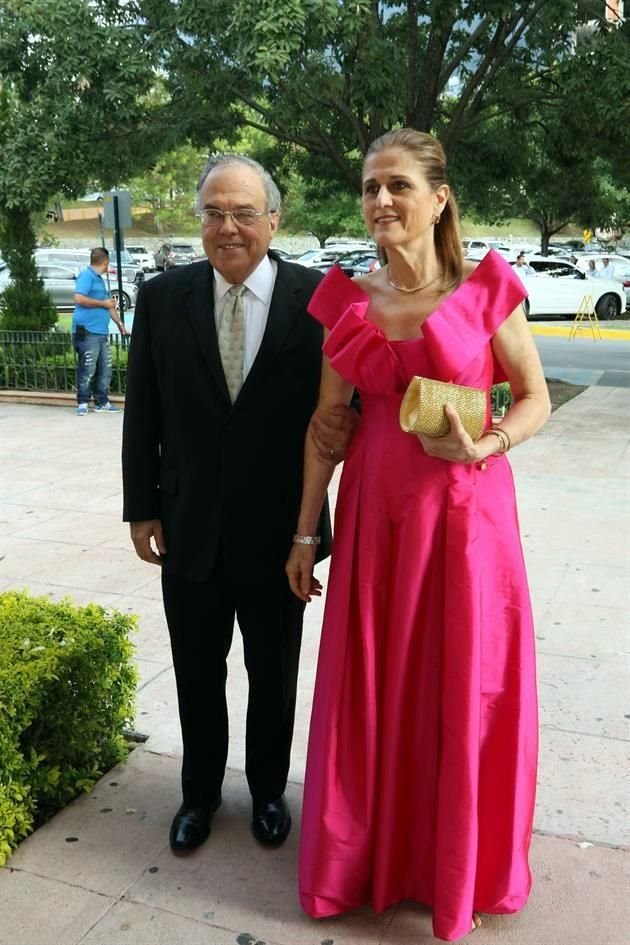 Gerardo Garza Sada y Lucía Sada de Garza