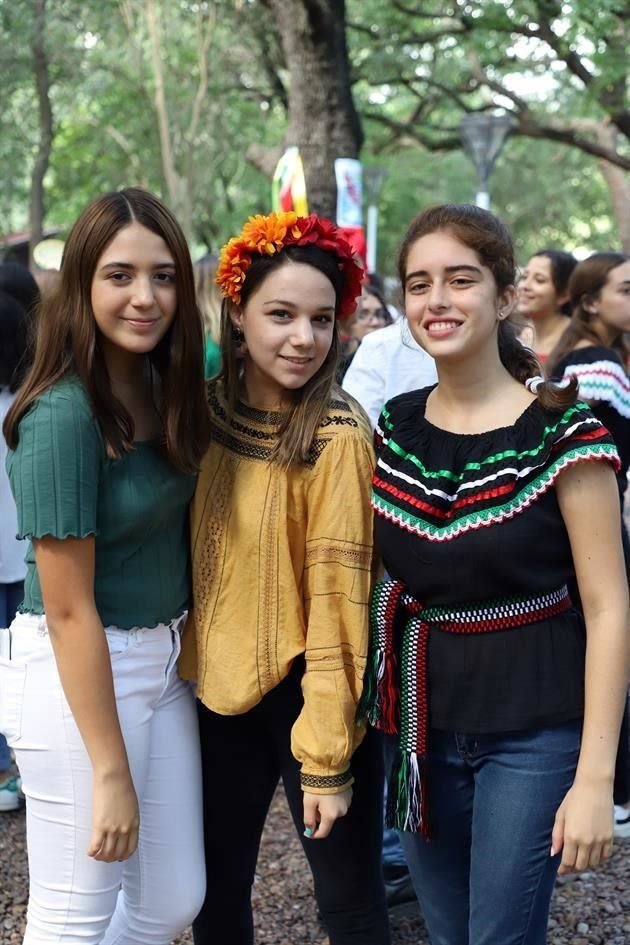 Paulina Lechuga, Vanessa Guajardo y Valeria Pedraza