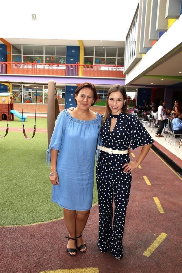 Rossana Garza y Miriam Saldaña