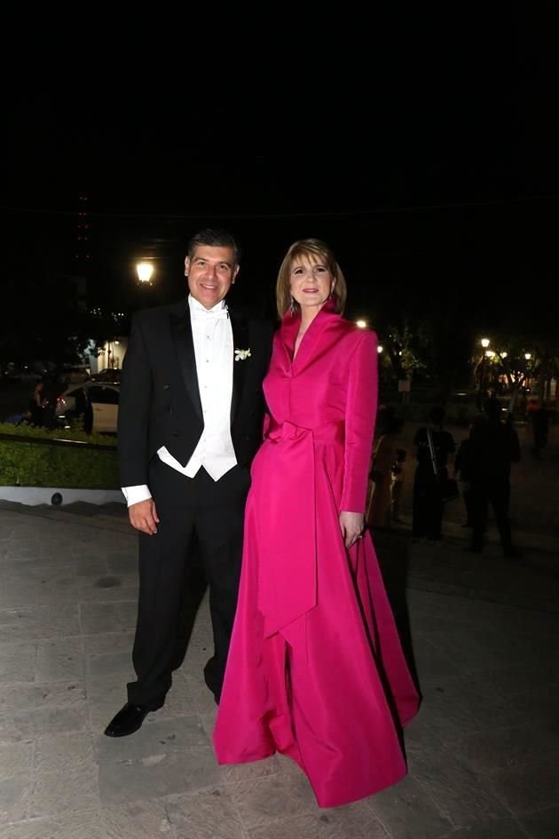 Humberto Lozano Vargas y Lucía Fernández de Lozano