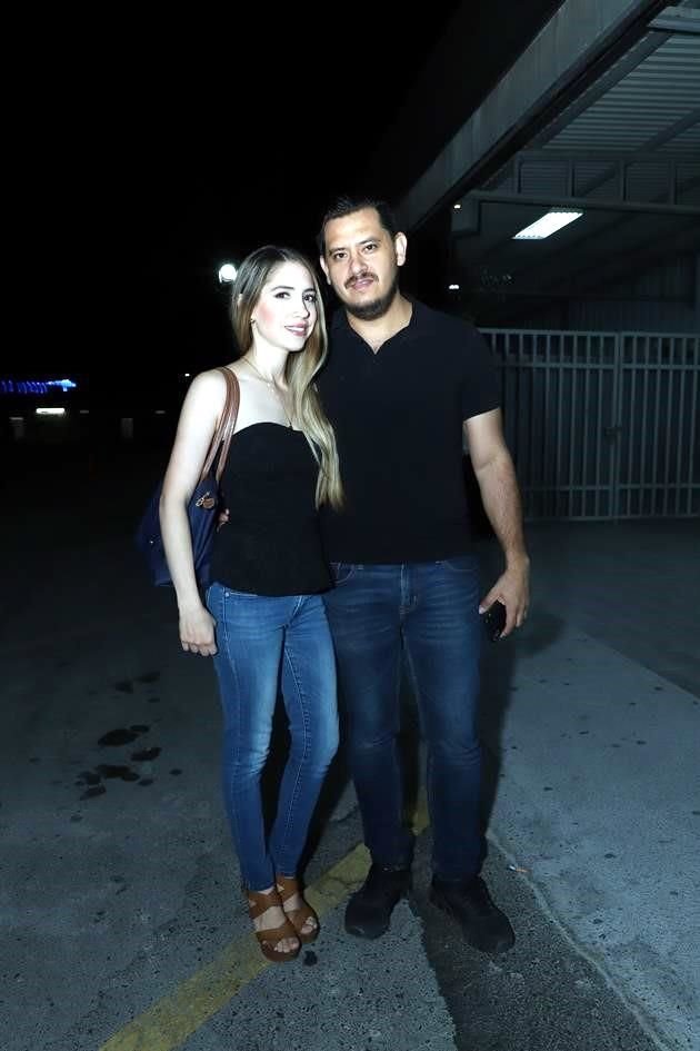 Pamela Torres y Adrián Garza